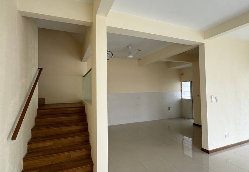 JALAN TAMBUN (JALAN RAJA DIHILIR)