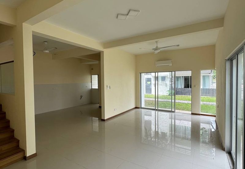 JALAN TAMBUN (JALAN RAJA DIHILIR)