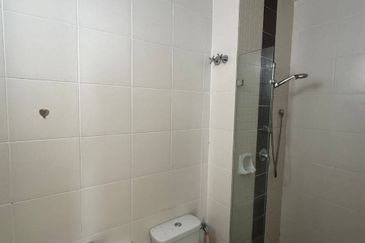 JALAN TAMBUN (JALAN RAJA DIHILIR)