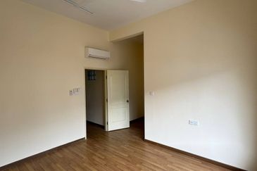 JALAN TAMBUN (JALAN RAJA DIHILIR)