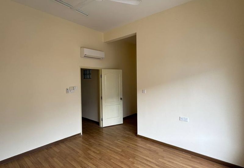 JALAN TAMBUN (JALAN RAJA DIHILIR)