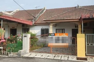 TAMAN PENGKALAN HARAPAN