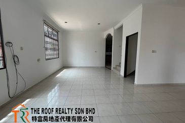 Jalan Kampung Tengah Double Storey Semi D House For Sale In Muar