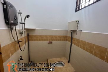 Jalan Kampung Tengah Double Storey Semi D House For Sale In Muar
