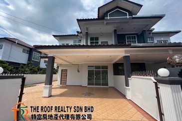 Jalan Kampung Tengah Double Storey Semi D House For Sale In Muar