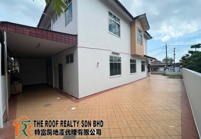 Jalan Kampung Tengah Double Storey Semi D House For Sale In Muar