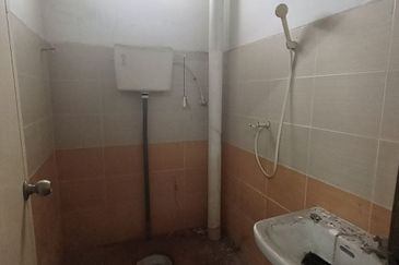 Parit Jawa Double Storey Shoplot For Sale In Muar