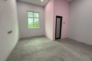 Jalan Sakeh Double Storey Bungalow House For Sale In Muar