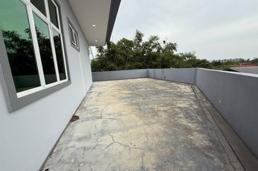 Jalan Sakeh Double Storey Bungalow House For Sale In Muar