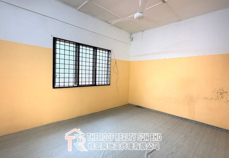 Taman Perdana Double Storey Medium Cost House For Rent In Muar*