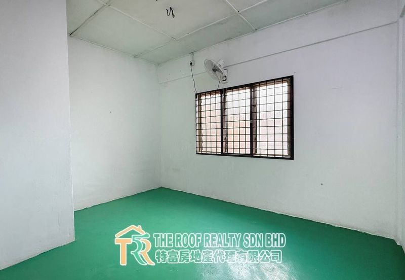 Taman Perdana Double Storey Medium Cost House For Rent In Muar*