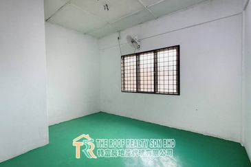 Taman Perdana Double Storey Medium Cost House For Rent In Muar*