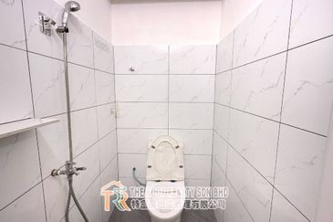 Taman Perdana Double Storey Medium Cost House For Rent In Muar*