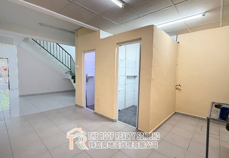 Taman Perdana Double Storey Medium Cost House For Rent In Muar*