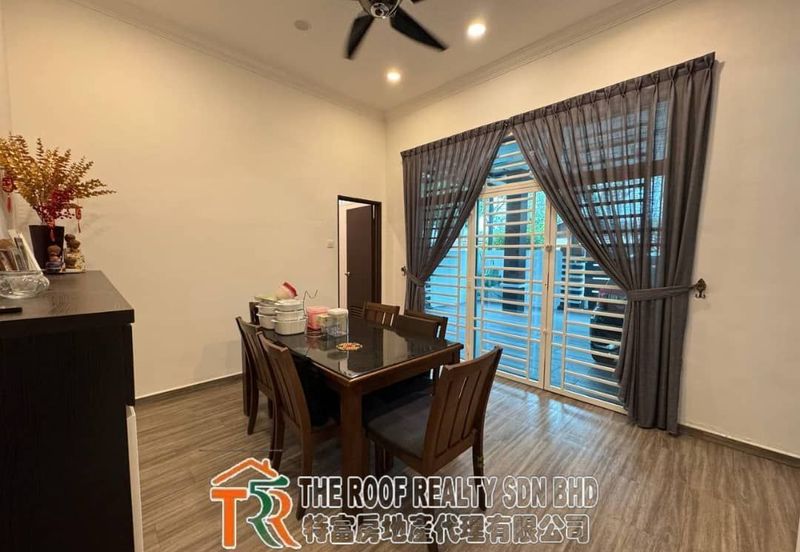 Jalan Salleh Double Storey Semi-D House For Sale In Muar