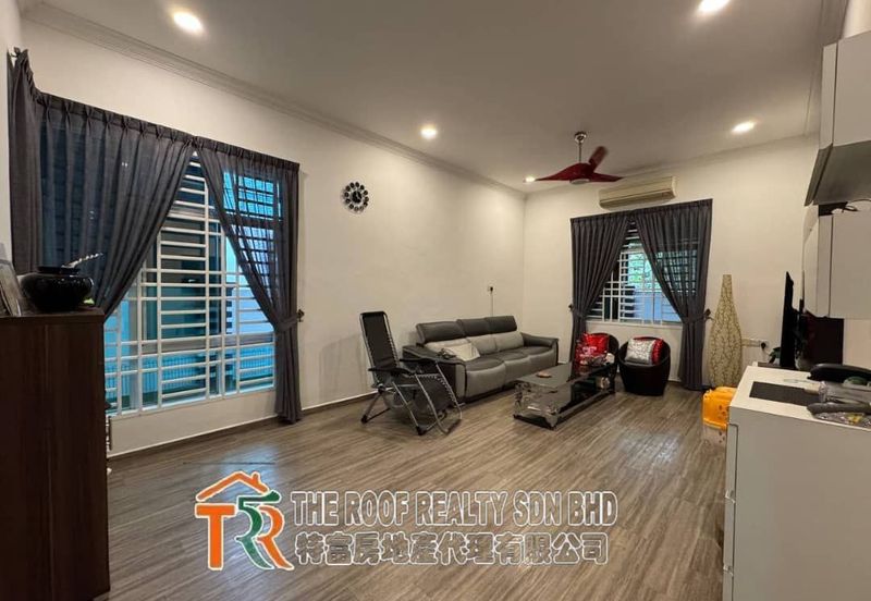 Jalan Salleh Double Storey Semi-D House For Sale In Muar