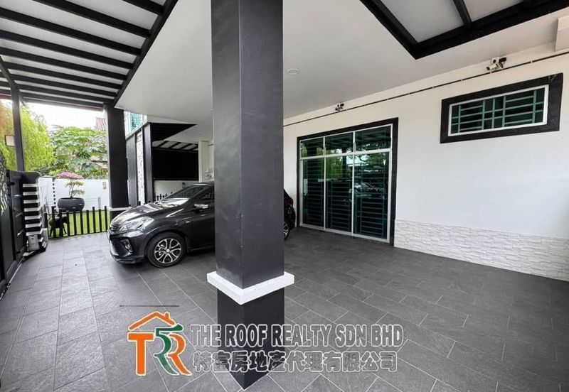 Jalan Salleh Double Storey Semi-D House For Sale In Muar