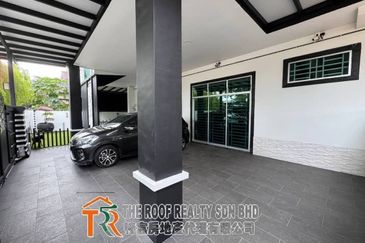 Jalan Salleh Double Storey Semi-D House For Sale In Muar