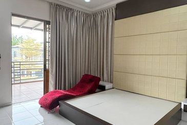 Jalan Junid Double Storey Semi D House For Sale In Muar