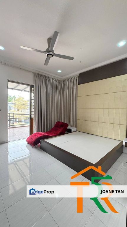 Jalan Junid Double Storey Semi D House For Sale In Muar, Johor, Muar
