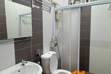 Jalan Junid Double Storey Semi D House For Sale In Muar