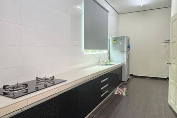 Jalan Junid Double Storey Semi D House For Sale In Muar