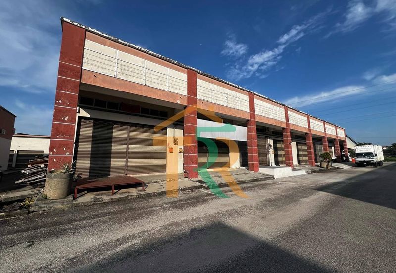 Sierra Maharani End lot Shoplot For Sale in Muar,Freehold,1400 sqft