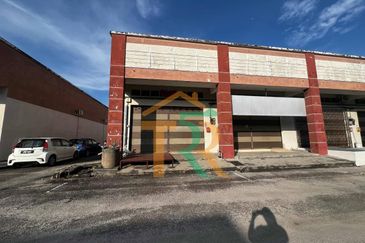 Sierra Maharani End lot Shoplot For Sale in Muar,Freehold,1400 sqft