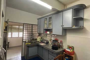 Taman Sungai Abong Indah