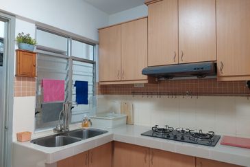 Perdana Exclusive Condominium