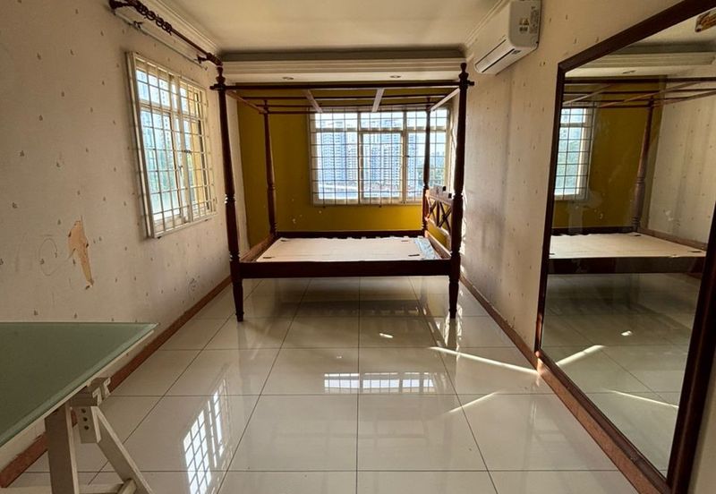 Perdana Exclusive Condominium