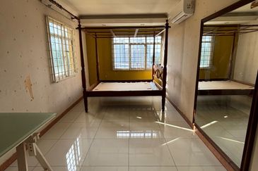 Perdana Exclusive Condominium