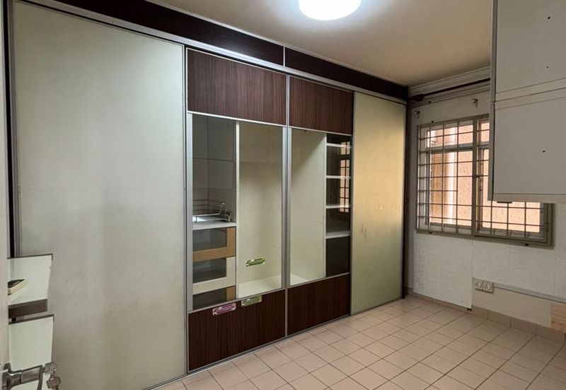 Perdana Exclusive Condominium