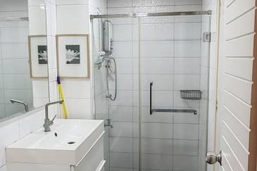 Perdana Exclusive Condominium