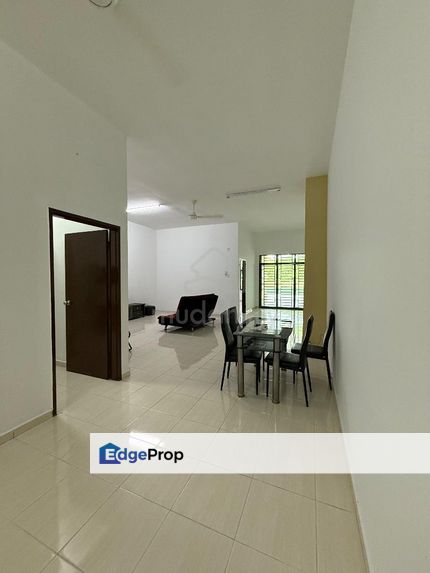 3 bedroom apartment with big balcony for rent @ CIQ near town area, Johor, Johor Bahru