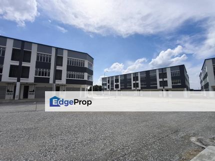 Three storey shop office at Kiambang @ Vervo City indahpura, Johor, Kulai