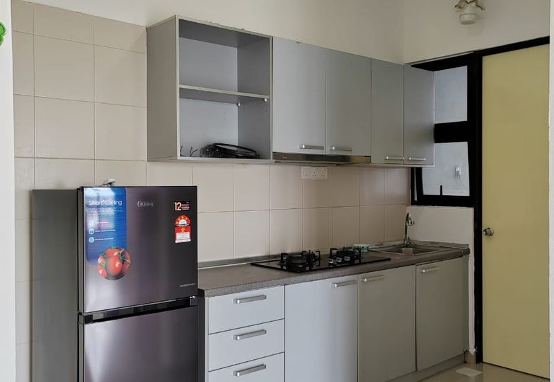 Dedaun Hijau (Greenfield Regency)