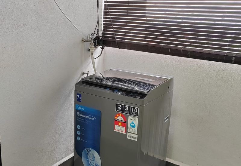 Dedaun Hijau (Greenfield Regency)