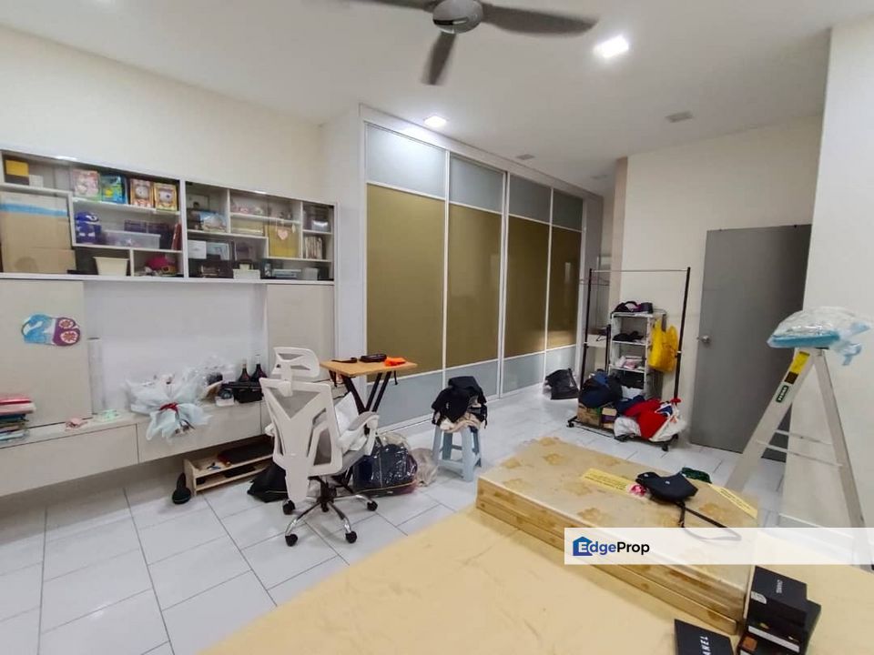 Bukit indah double storey terrace house for sale, Johor, Bukit Indah