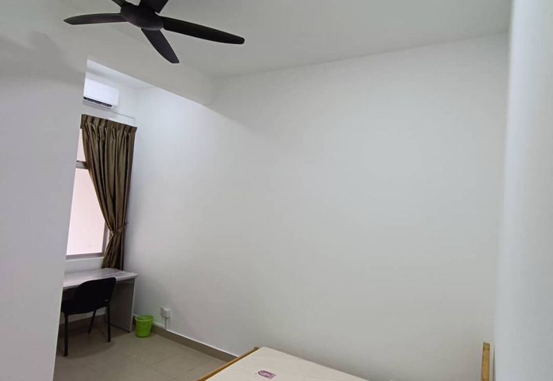 Iconia Garden Residence Precinct B @ Taman Impian Emas