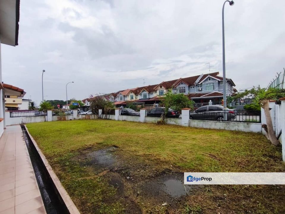 Double storey house for rent, Johor, Skudai