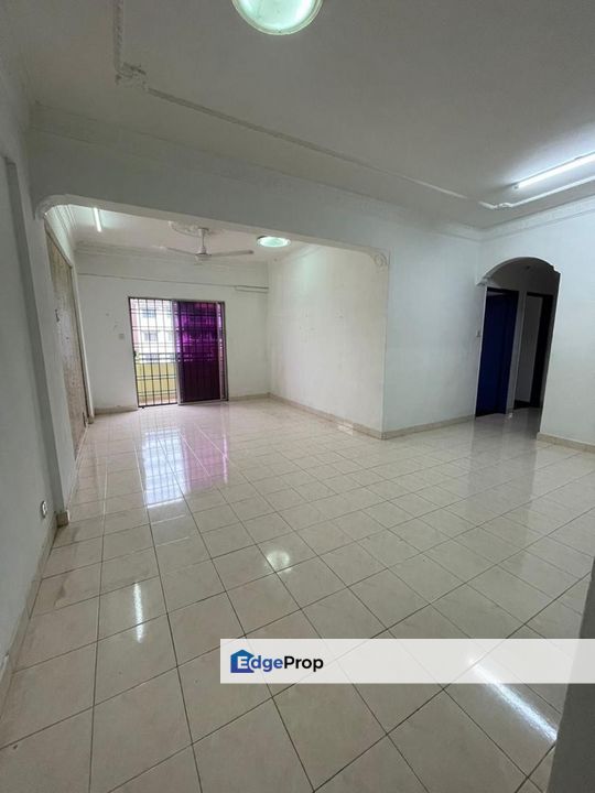 4 bedroom apartment for rent @skudai area, Johor, Tampoi