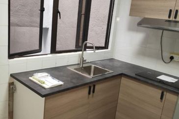 Aloha Tower Condominium