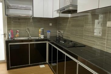 Dedaun Hijau (Greenfield Regency)