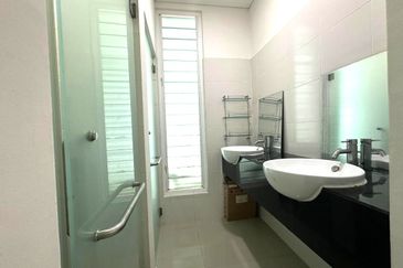 2 bedroom apartment for rent@iskandar puteri area