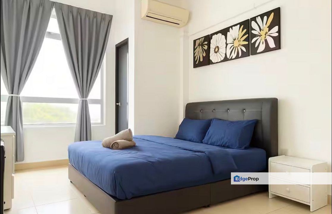 Three berdroom for sale @ austin area, Johor, Johor Bahru