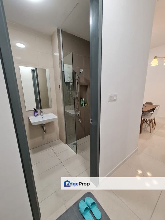 3 bedroom above at paradigm mall for sale, Johor, Skudai