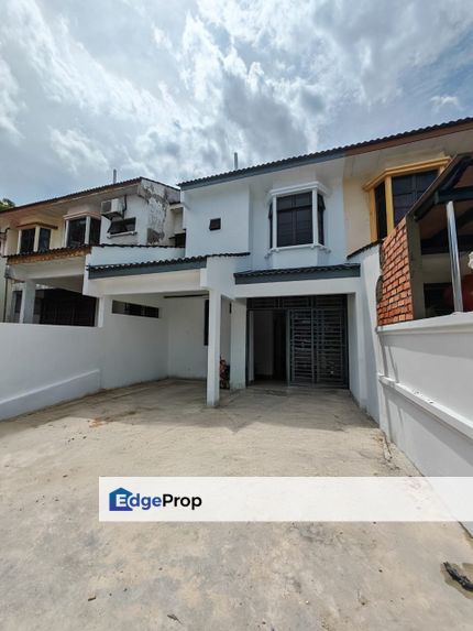 Double storey terrace house for sale @desa cemerlang, Johor, Ulu Tiram