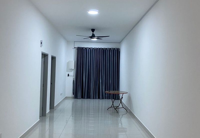 Bandar Putra Kulai (1b02a Piccolo 3a)