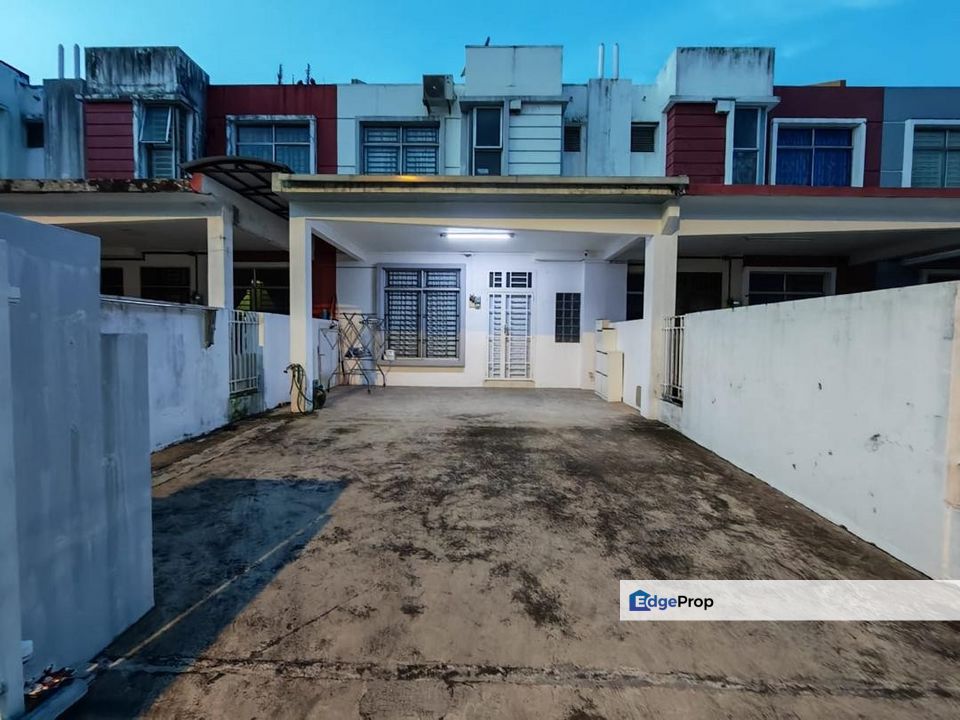 Taman setia tropika double storey terrace house for sale, Johor, Setia Tropika